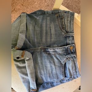 simple society short light blue size 1/25